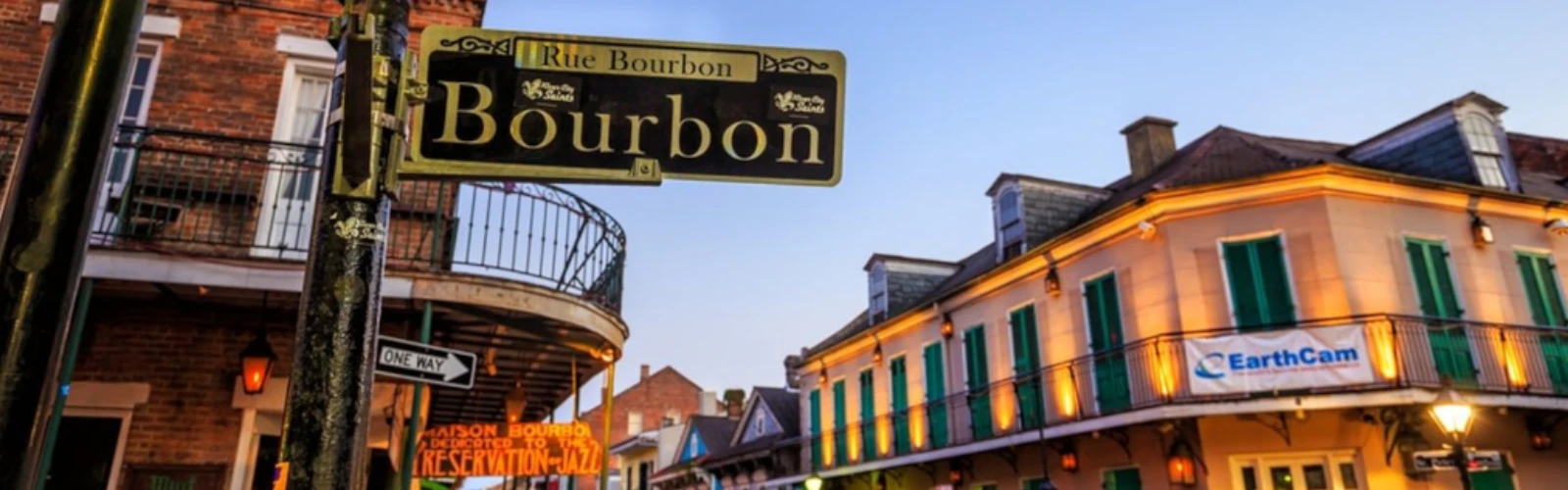 From Jazz Clubs to Comfortable Beds: Top Hotels Near Bourbon Street
