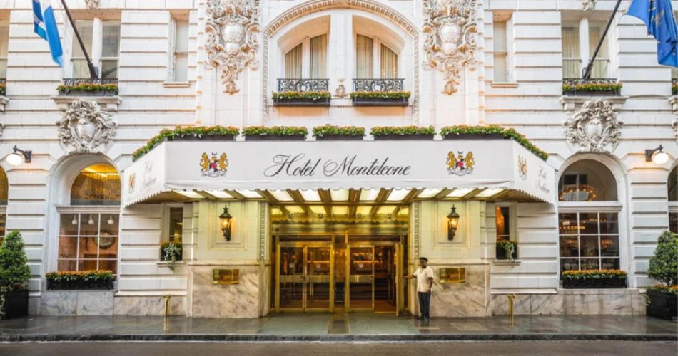 Stay in the Heart of the Action: Top Hotels Near Bourbon Street for an Unforgettable New Orleans Experience!
