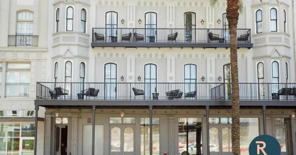 Stay in the Heart of the Action: Top Hotels Near Bourbon Street for an Unforgettable New Orleans Experience!
