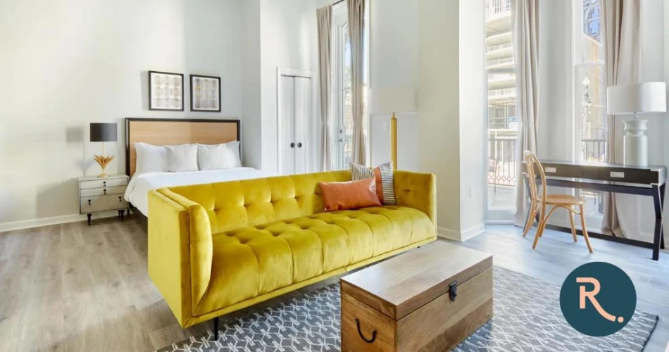 Experience the Magic of New Orleans: Best Hotels on Bourbon Street with Balcony
