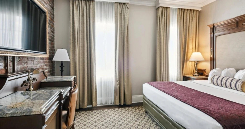 Stay in the Heart of the Action: Top Hotels Near Bourbon Street, New Orleans

